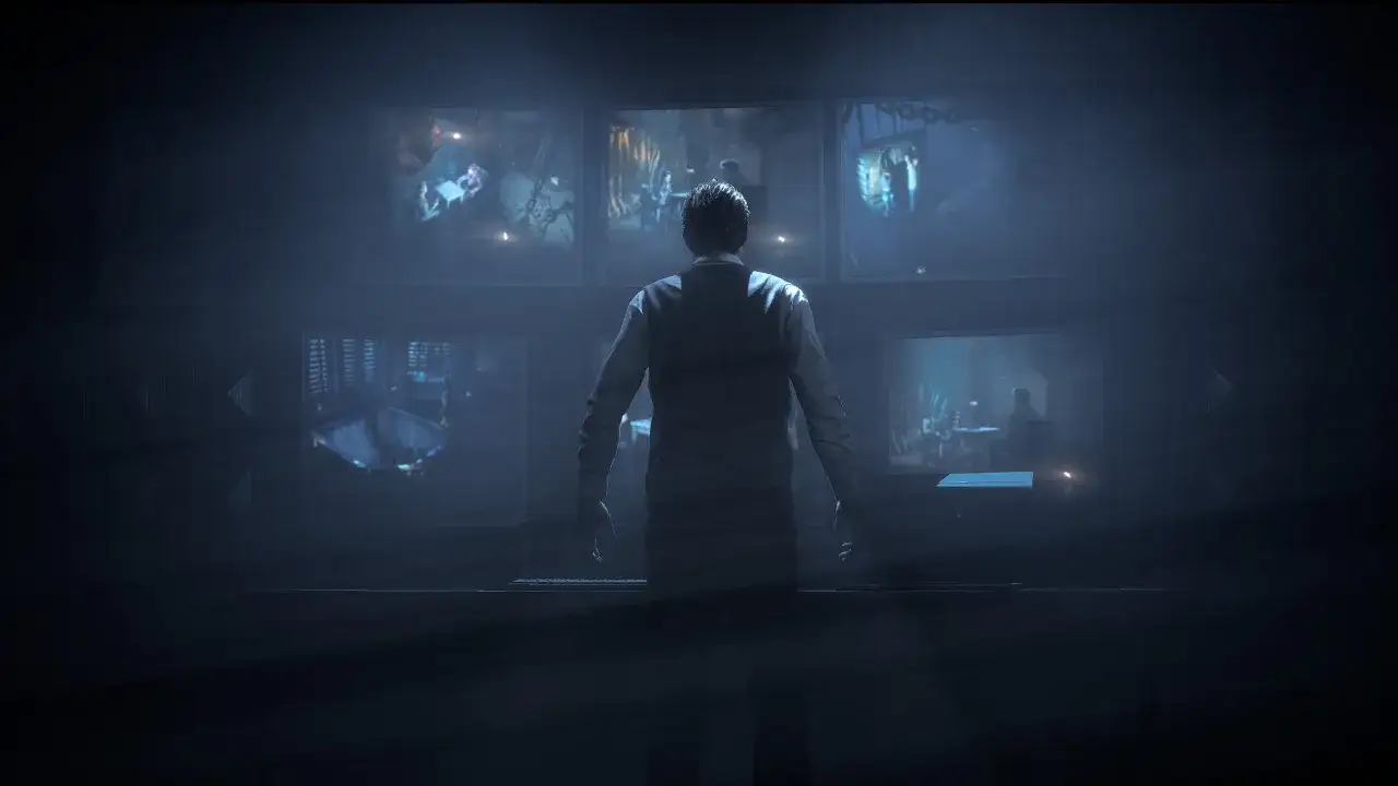 Mężczyzna obserwuje monitory, zastanawiając się, ile godzin do świtu. Na ekranach widać niepokojące sceny.