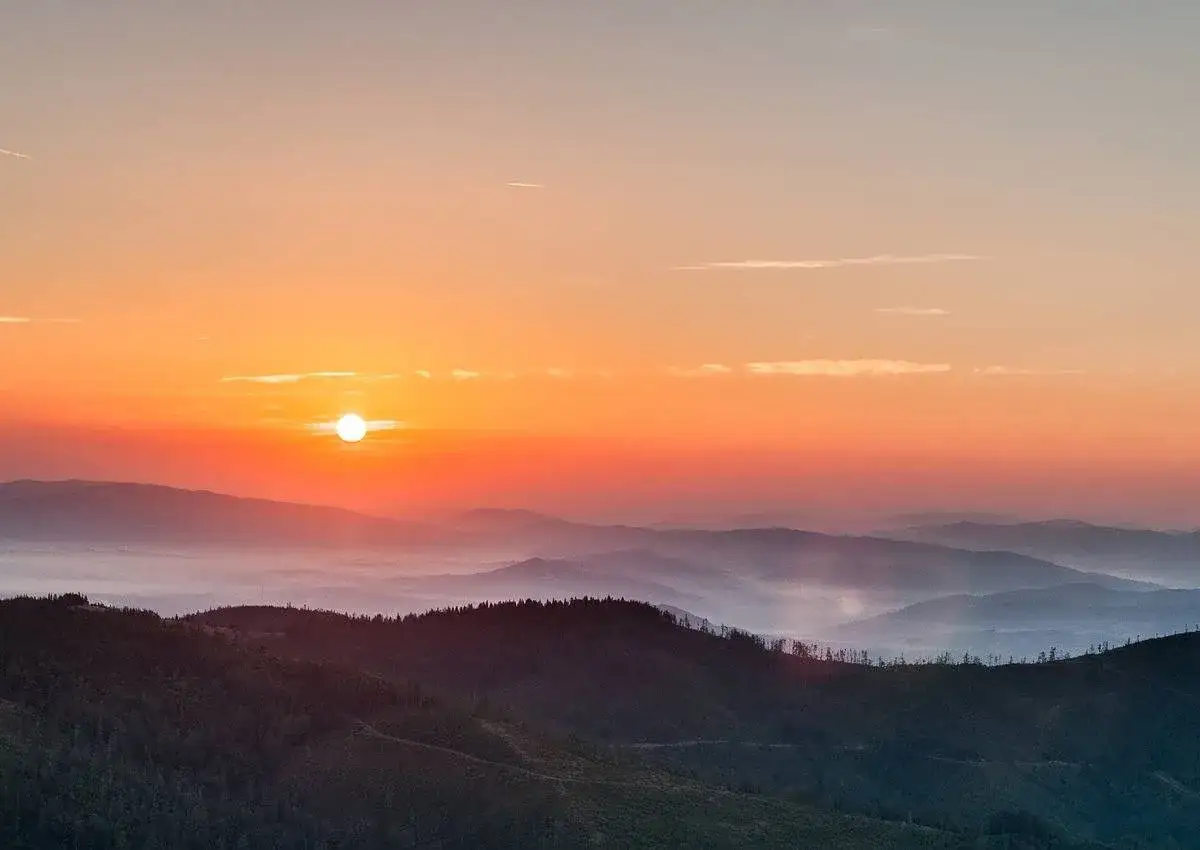 Zdjęcie Gdzie jest Barania Góra? Odkryj jej lokalizację i atrakcje w okolicy