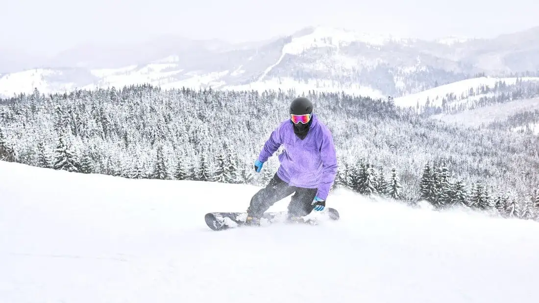 Zdjęcie Ile kalorii spala snowboard? Odkryj zaskakujące liczby i fakty