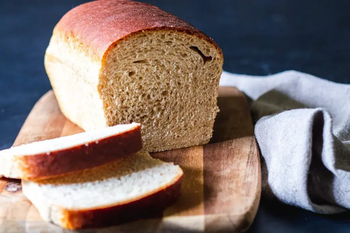 Nytt skr&auml;dmj&ouml;l recept p&aring; ett saftigt br&ouml;d. Perfekt f&ouml;r frukost eller fika.