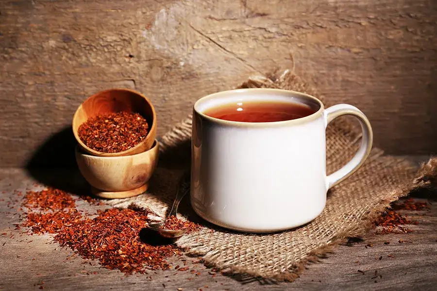 Filiżanka rooibos z miodem