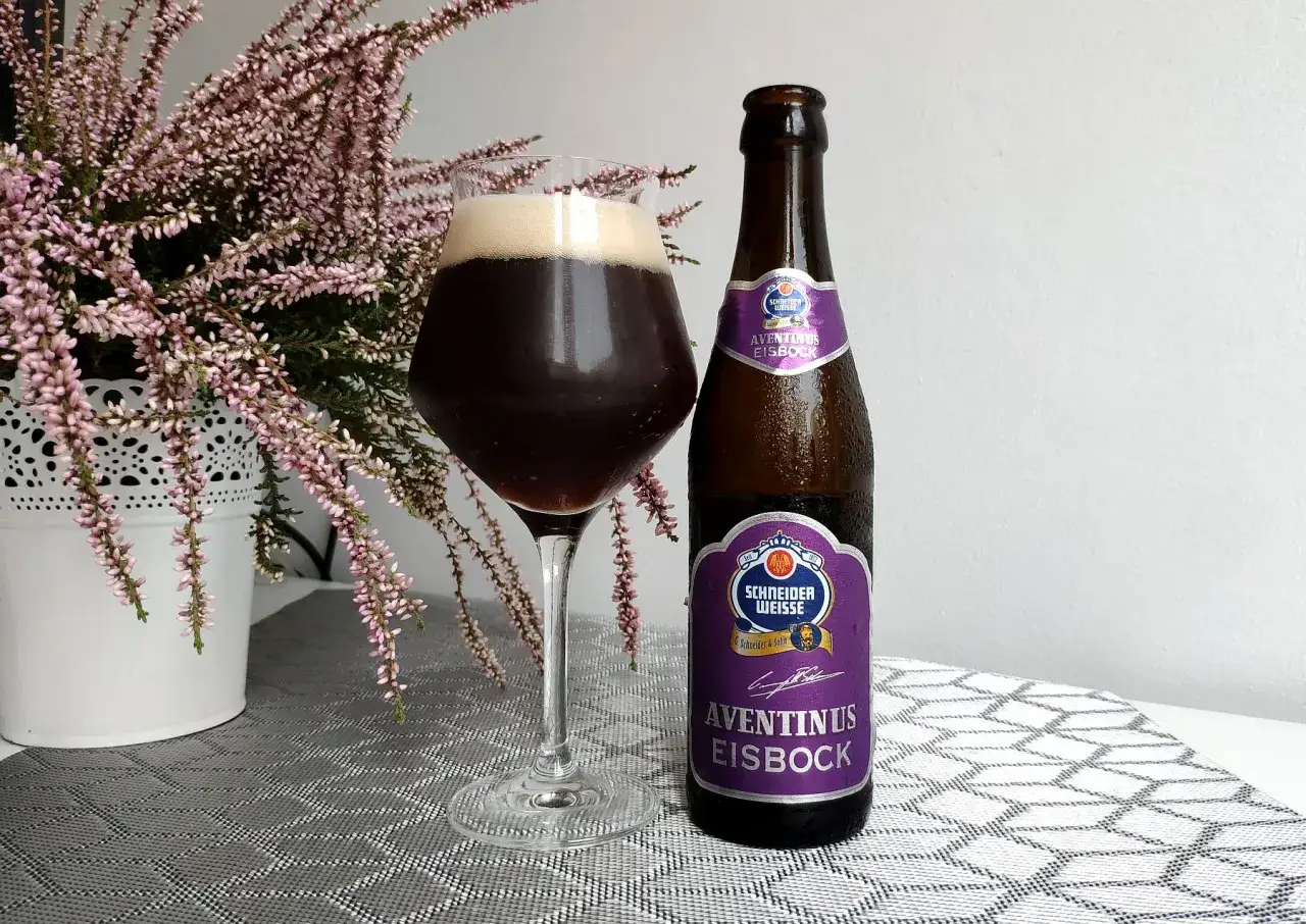 Aventinus Eisbock, piwo wymrożone, ma intensywny, karmelowy smak z nutami suszonych owoców. Idealne do degustacji.