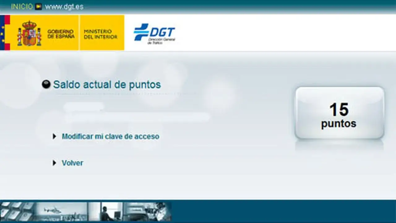 Consulta tu saldo de puntos del carnet de conducir en la DGT. Tienes 15 puntos.