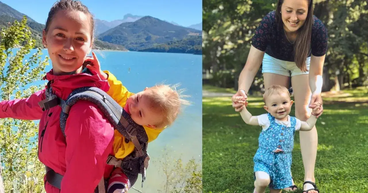 Uśmiechnięta mama z córką po francusku w nosidle na tle jeziora i góry. Obok mama trzymająca za rękę córkę na spacerze w parku.