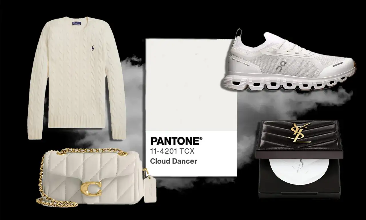 Biały sweter, torebka, sneakersy i kosmetyczka YSL. Kolor roku 2026, Cloud Dancer, inspiruje modę.