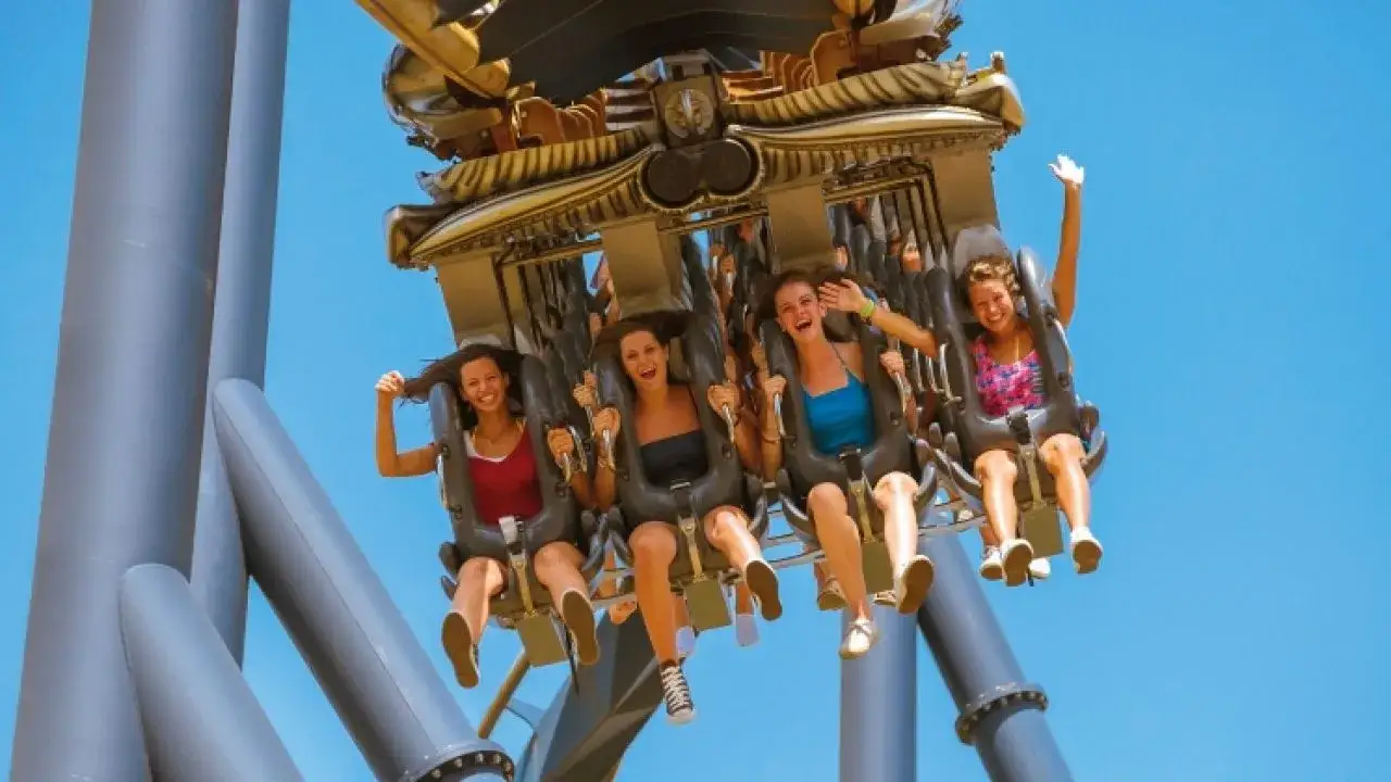 Mirabilandia attrazioni adrenaliniche