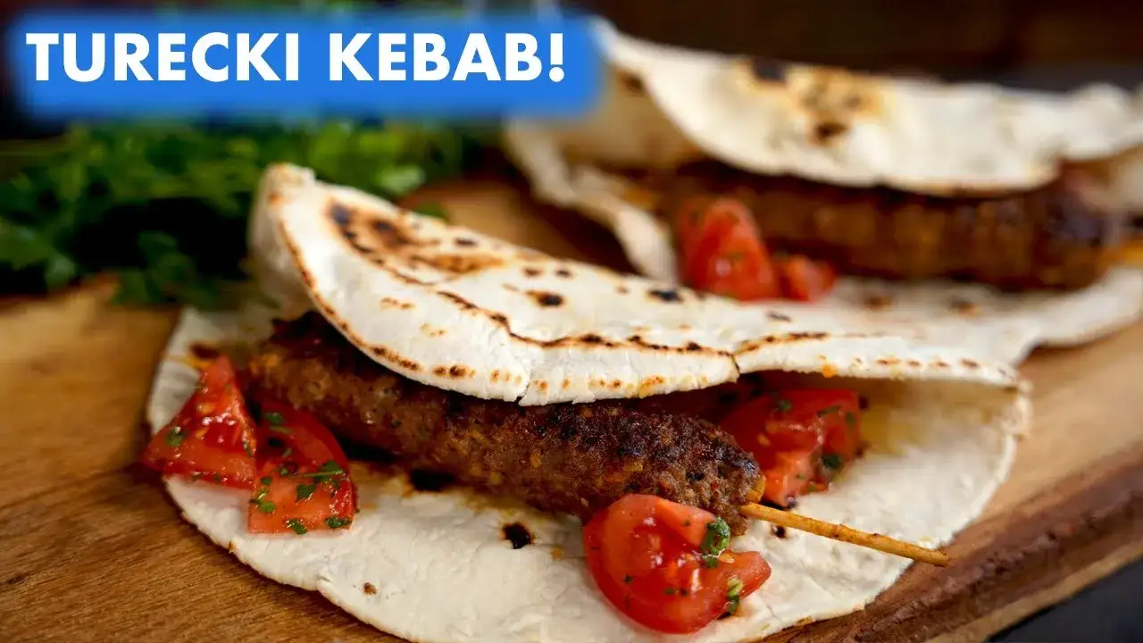 prawdziwy turecki döner kebab na szpadzie