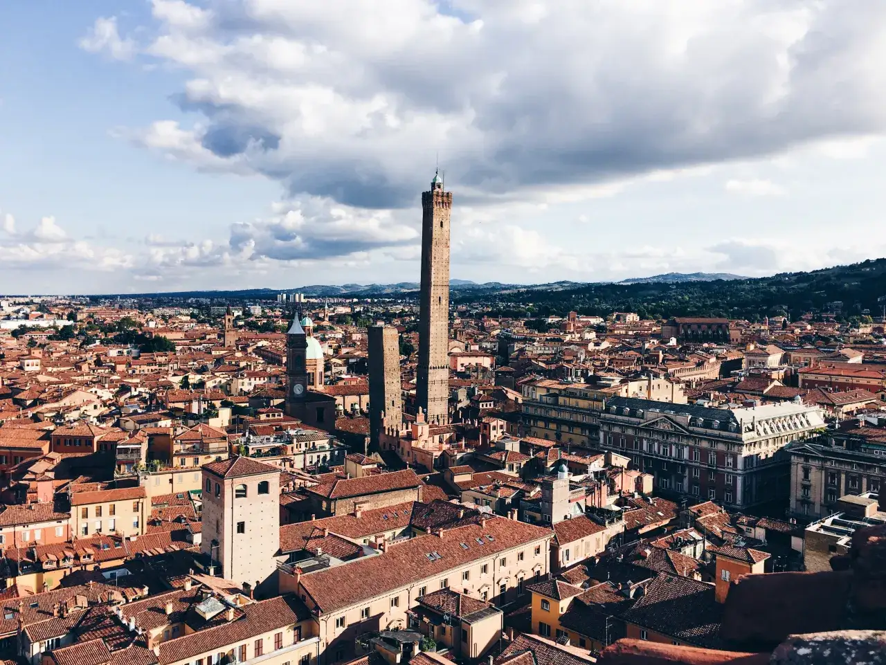 Due Torri Bologna
