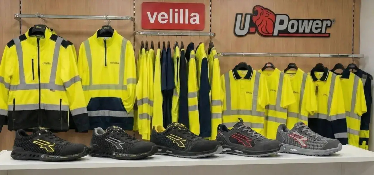 Ropa de alta visibilidad y calzado deportivo de seguridad, un ejemplo del **derecho de la moda** funcional y seguro.