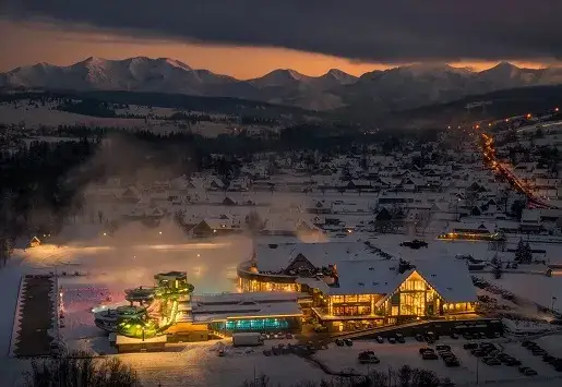 Saunarium Chochołowskie Termy widok na Tatry
