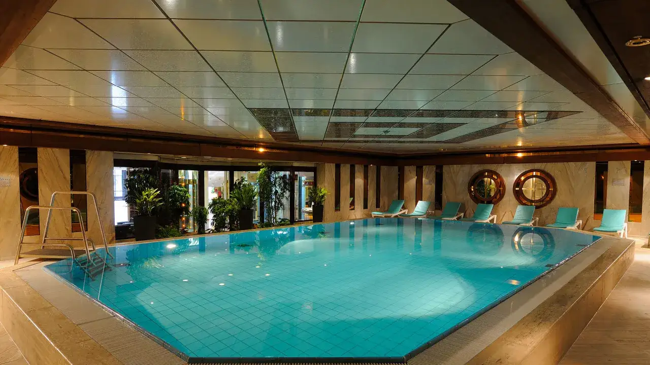 Maritim Hotel K&ouml;ln Pool