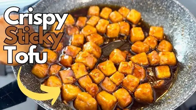 chrupiące tofu w marynacie, dania z mrożonego tofu