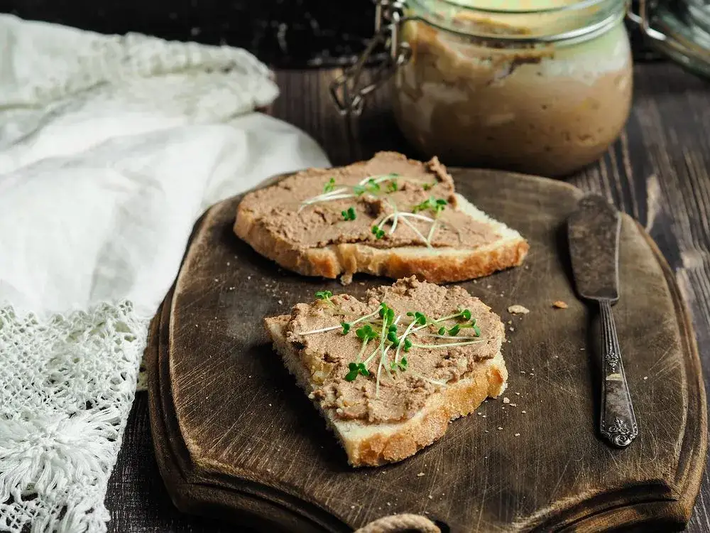 Zdjęcie Co zamiast wątróbki do pasztetu? Odkryj smaczne alternatywy