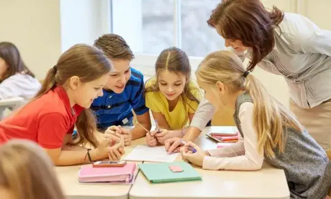 Uczniowie ze specjalnymi potrzebami edukacyjnymi w szkole