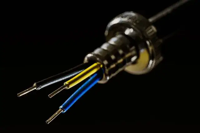 Proces produkcji wiązek elektrycznych krok po kroku
