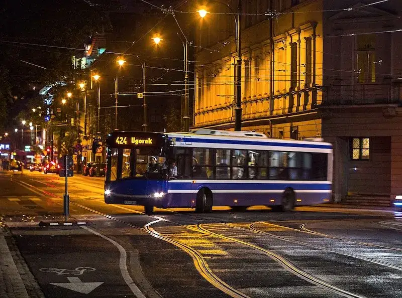 Komunikacja miejska Kraków tramwaj autobus
