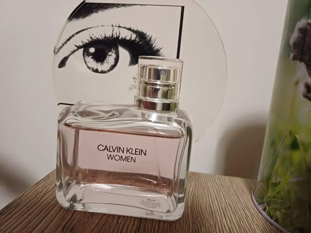 Calvin Klein perfumy damskie ranking flakony