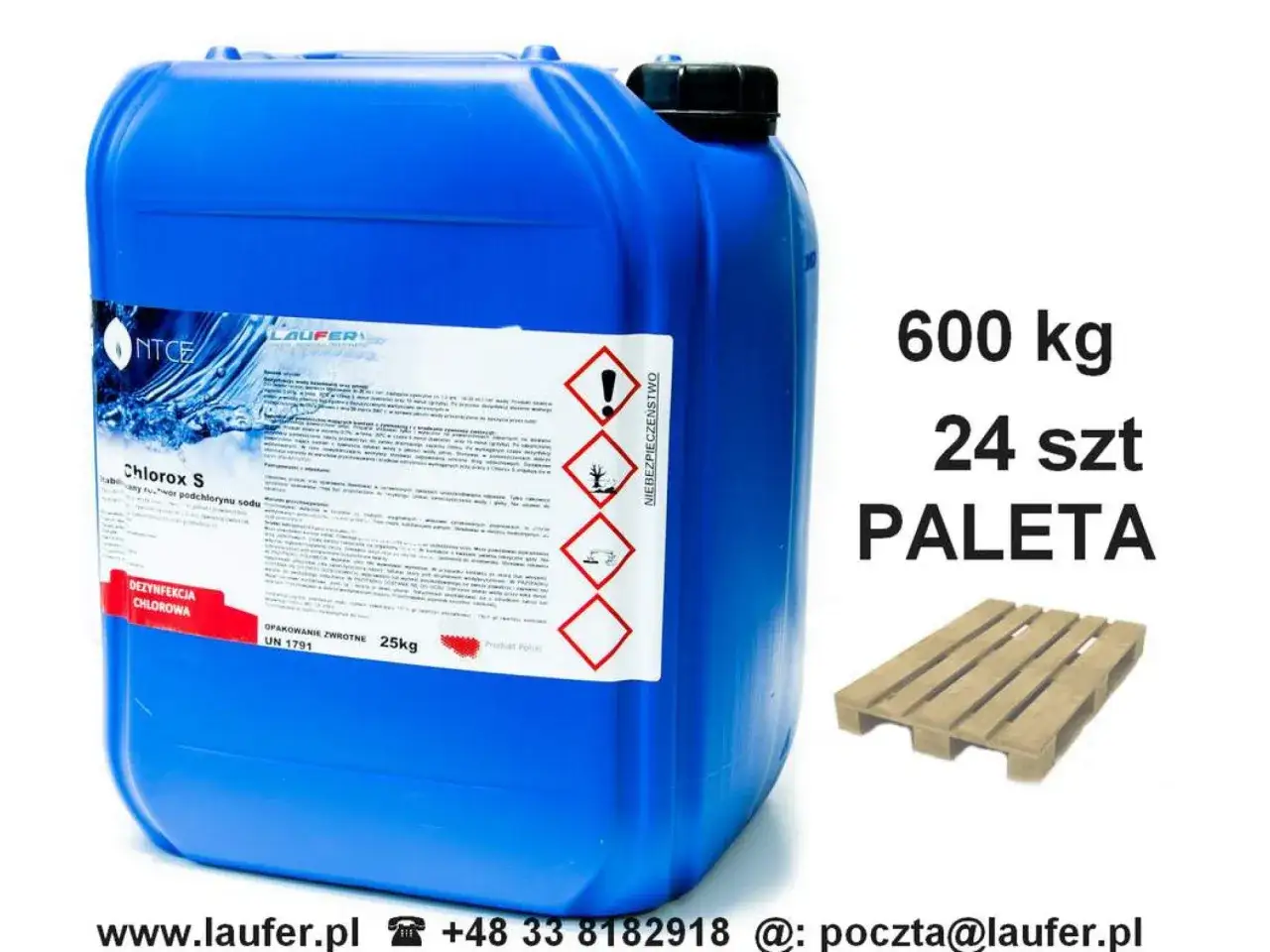 Duży, niebieski kanister z podchlorynem sodu. Na etykiecie informacje o produkcie i jego dawkowanie. Obok paleta i informacja o wadze 600 kg.