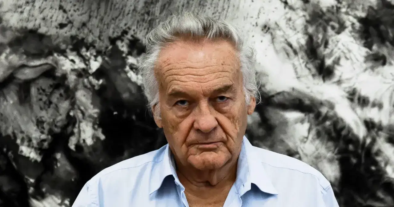 Jerzy Skolimowski, mistrz kina, w zbliżeniu. Jego filmy to podróż przez niepokojące wizje.