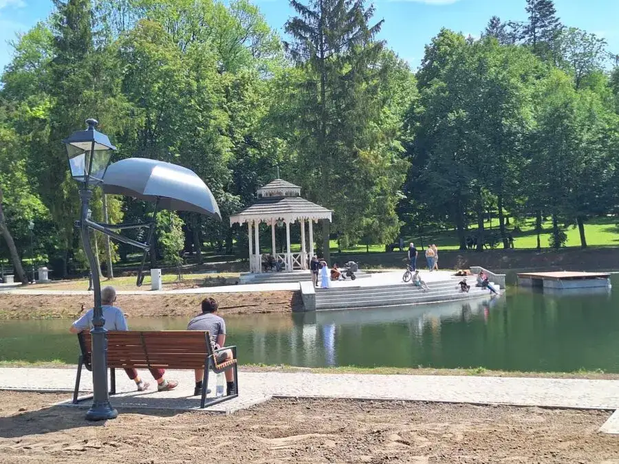 Park Zdrojowy Nałęczów wiosna