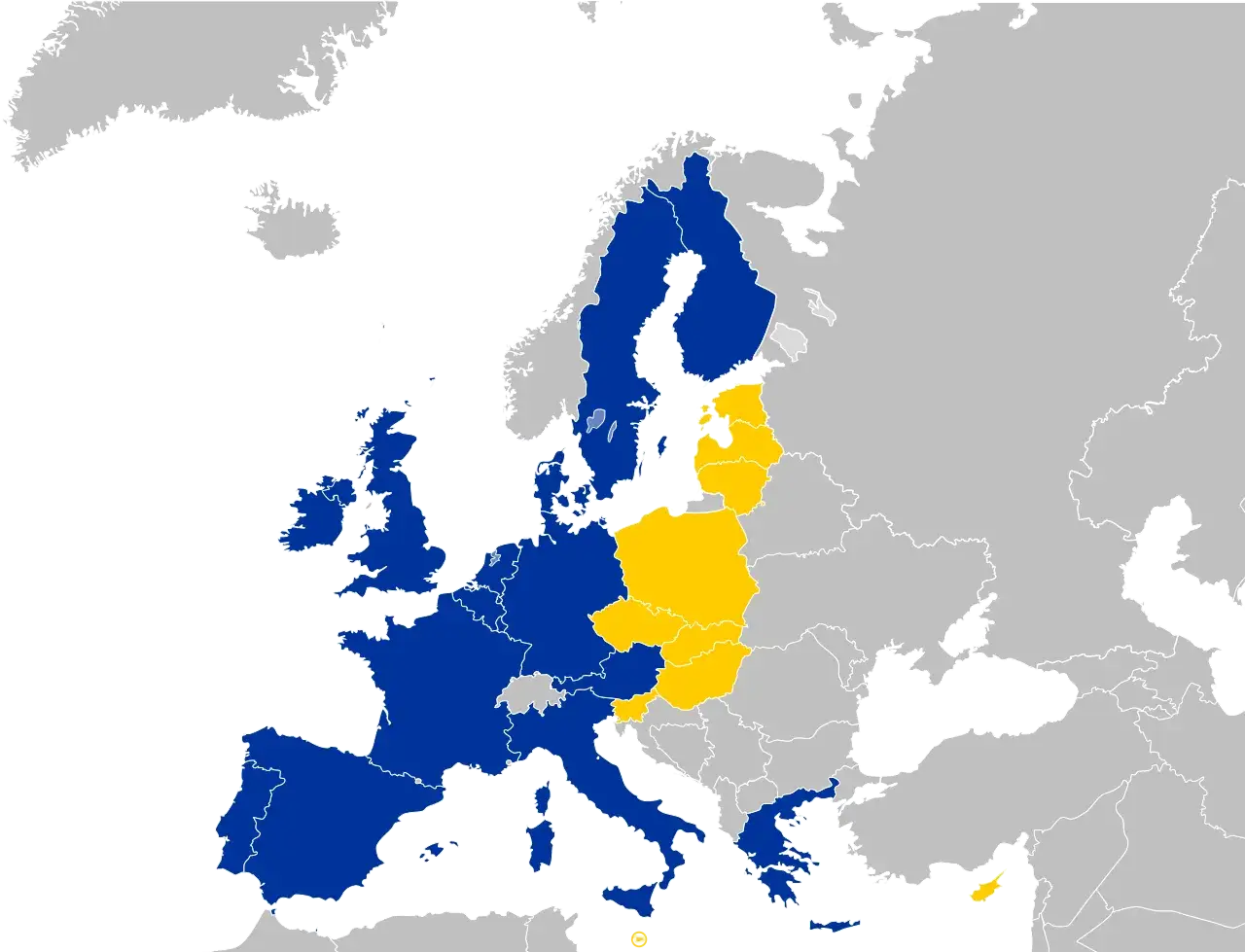 Mapa Europy z zaznaczonymi krajami UE. Polska, oznaczona kolorem żółtym, dołączyła do Unii Europejskiej w 2004 roku.