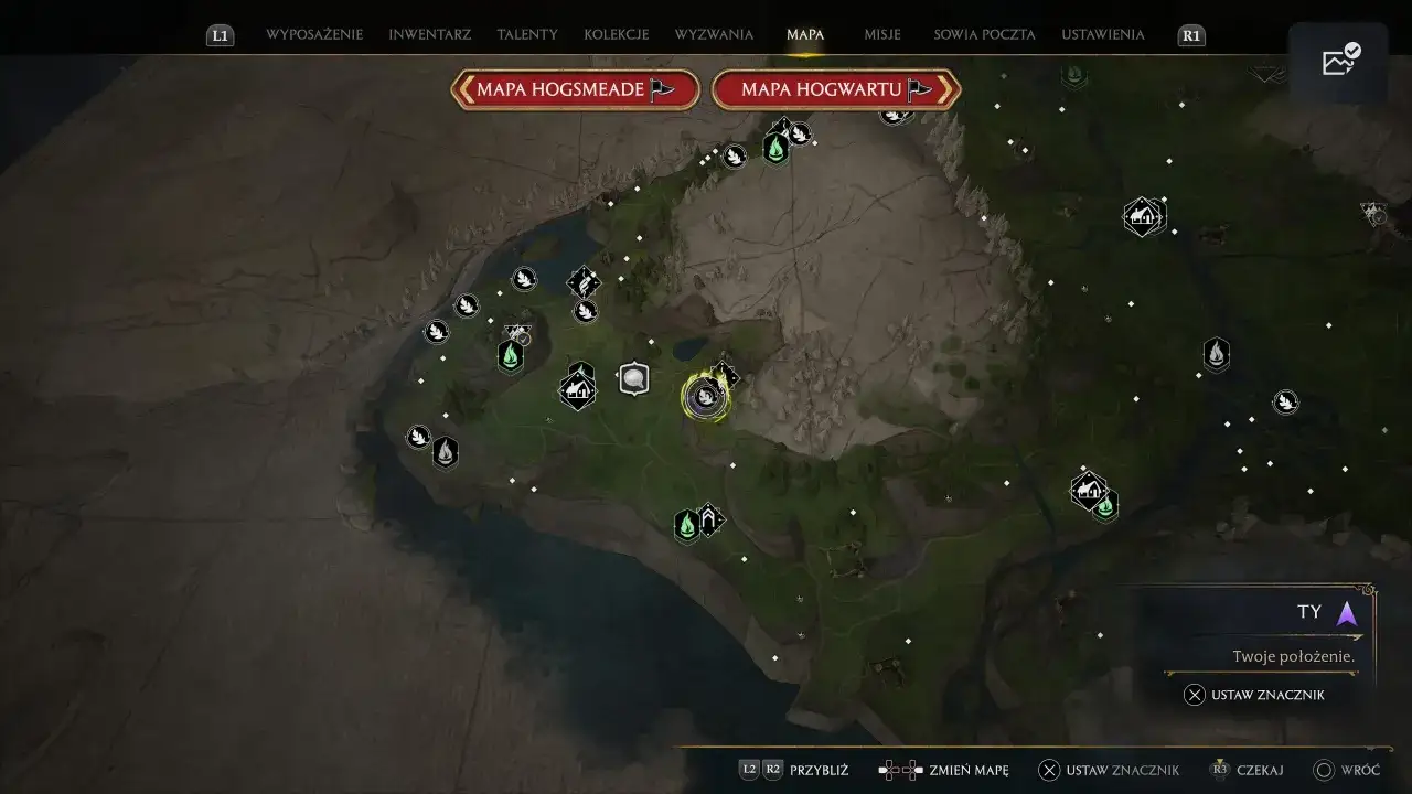Mapa Hogwartu z gry Hogwarts Legacy. Widoczne ikony zadań, lokacji i punkt&oacute;w orientacyjnych.
