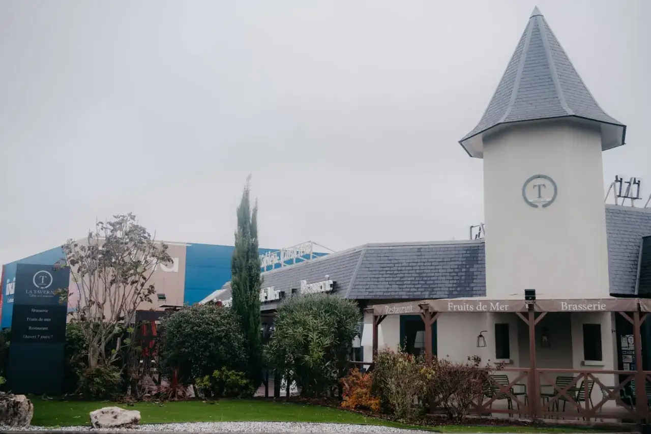 La Taverne, un restaurant et brasserie à Chambray-lès-Tours, propose fruits de mer et ouvert 7j/7.