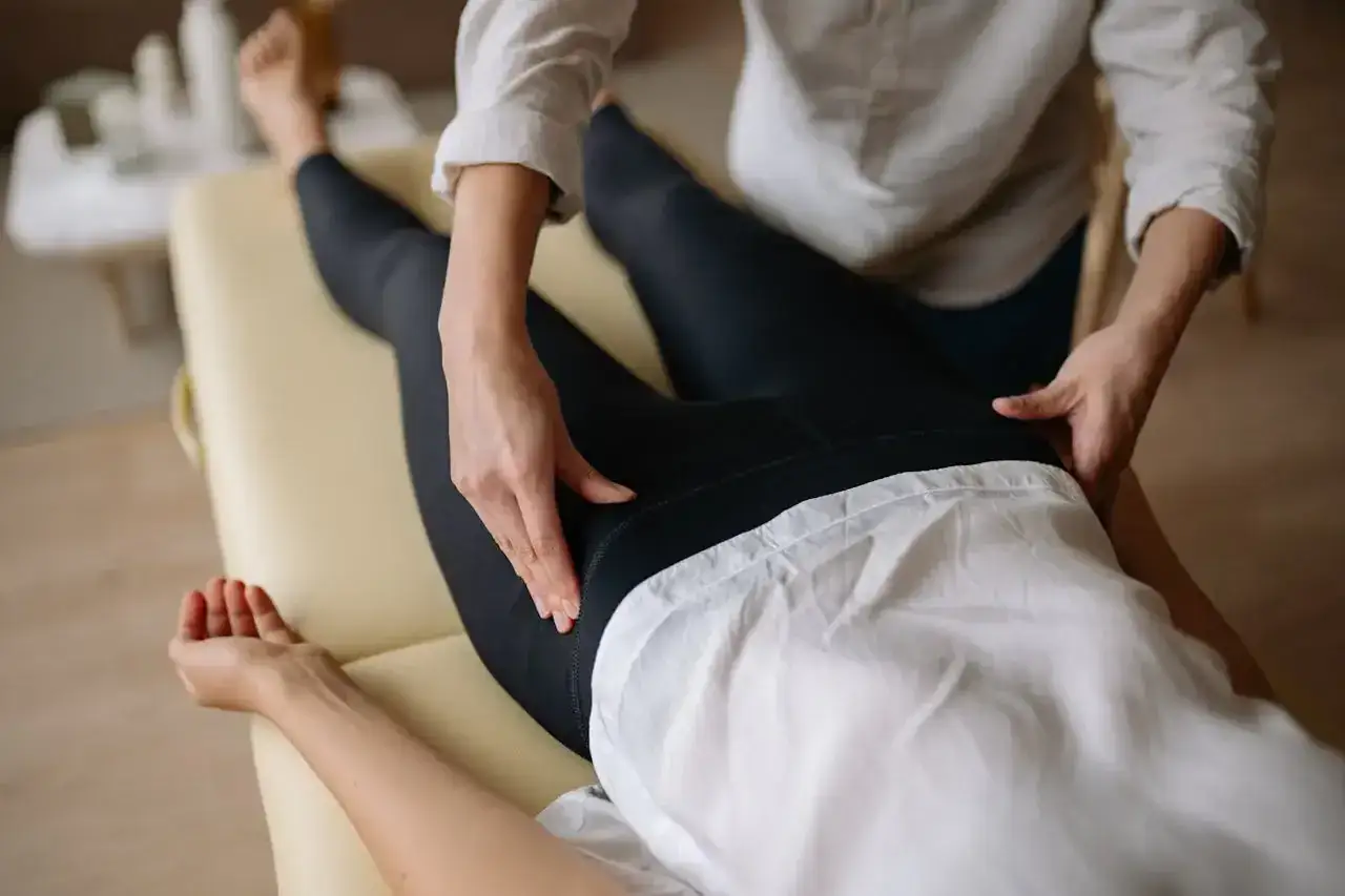 kobieta po porodzie fizjoterapia uroginekologiczna