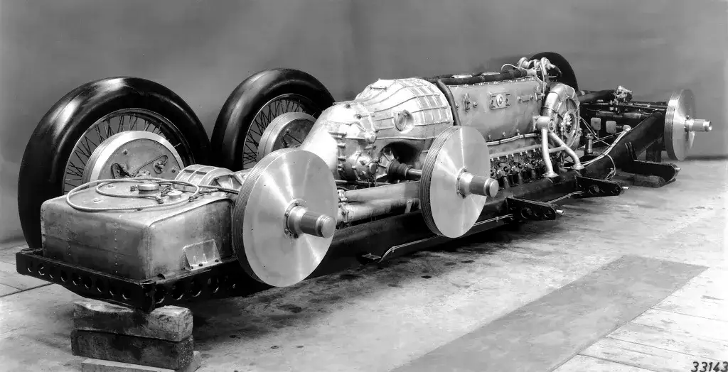 Zdjęcie Mercedes T80: zaskakująca maksymalna prędkość i historia wyścigu.