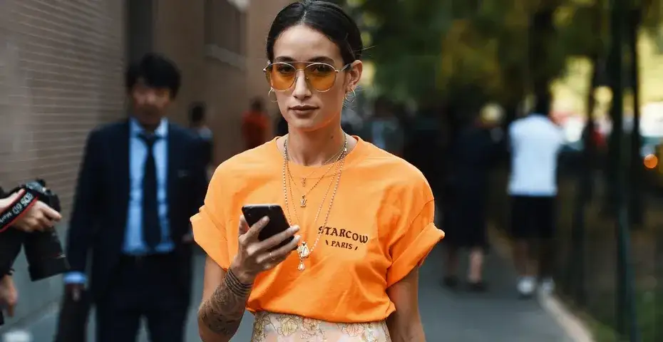 Zdjęcie Outfit na mecz: 5 stylowych i wygodnych propozycji na każdą porę roku