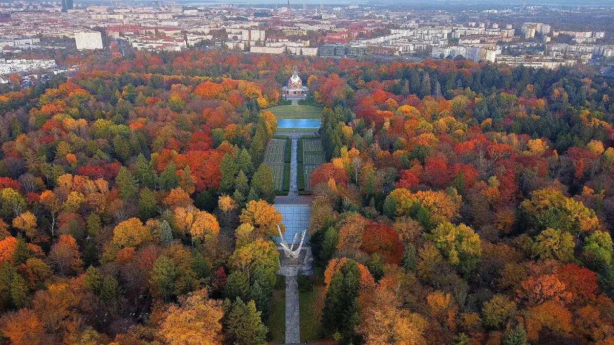 Cmentarz Centralny Szczecin widok z g&oacute;ry