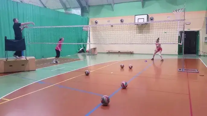 Libero siatkówka obrona