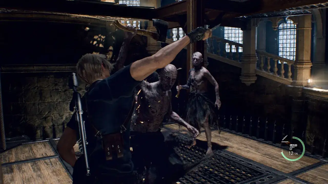 Leon walczy z hordą przeciwników w mrocznym zamku. To kluczowy moment w Resident Evil 4 poradnik.