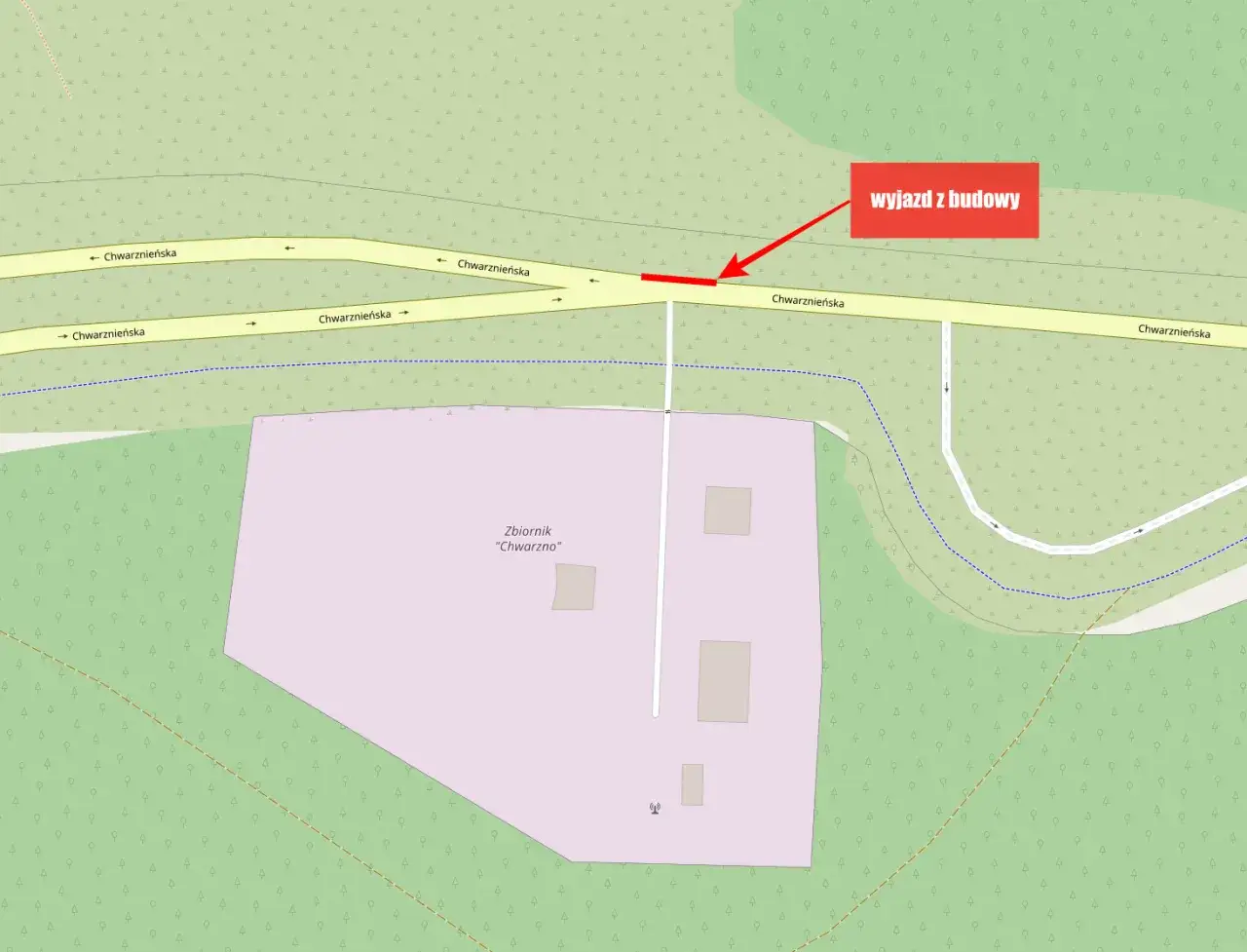 Mapa drogowa z zaznaczonym wyjazdem z budowy na obwodnicy Witomina, prowadzącym do drogi Chwarznieńskiej.