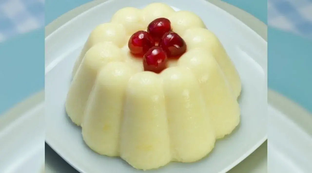 Puszysty deser, idealny na letnie popołudnie. Wypróbuj nasz prosty legumina przepis!
