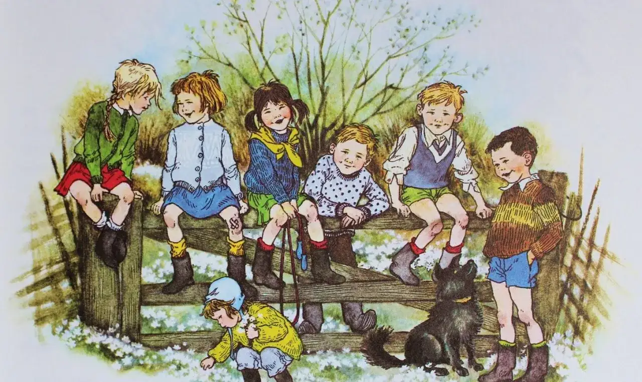 Dzieci z Bullerbyn siedzą na płocie, gotowe na opowiadanie wybranej przygody. Piesek czeka u ich stóp.