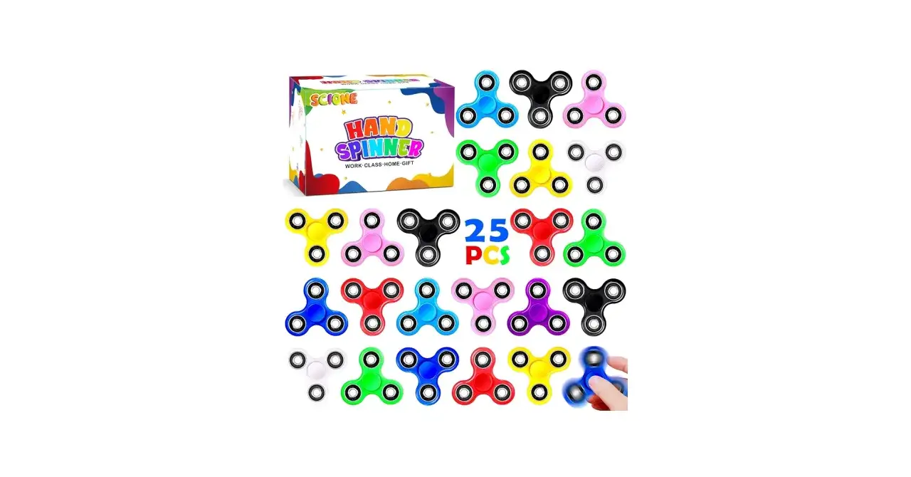 En l&aring;da med 25 f&auml;rgglada finger spinner leksaker. En hand h&aring;ller en bl&aring; finger spinner som snurrar.