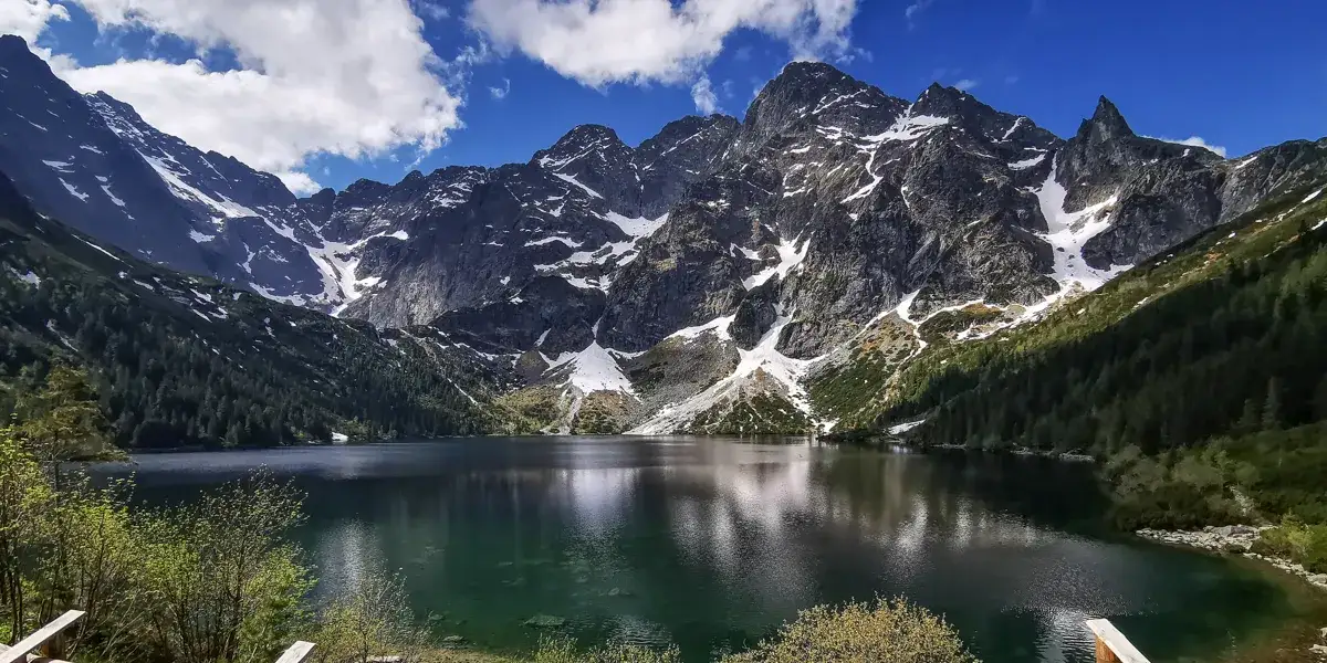 Morskie Oko wiosną