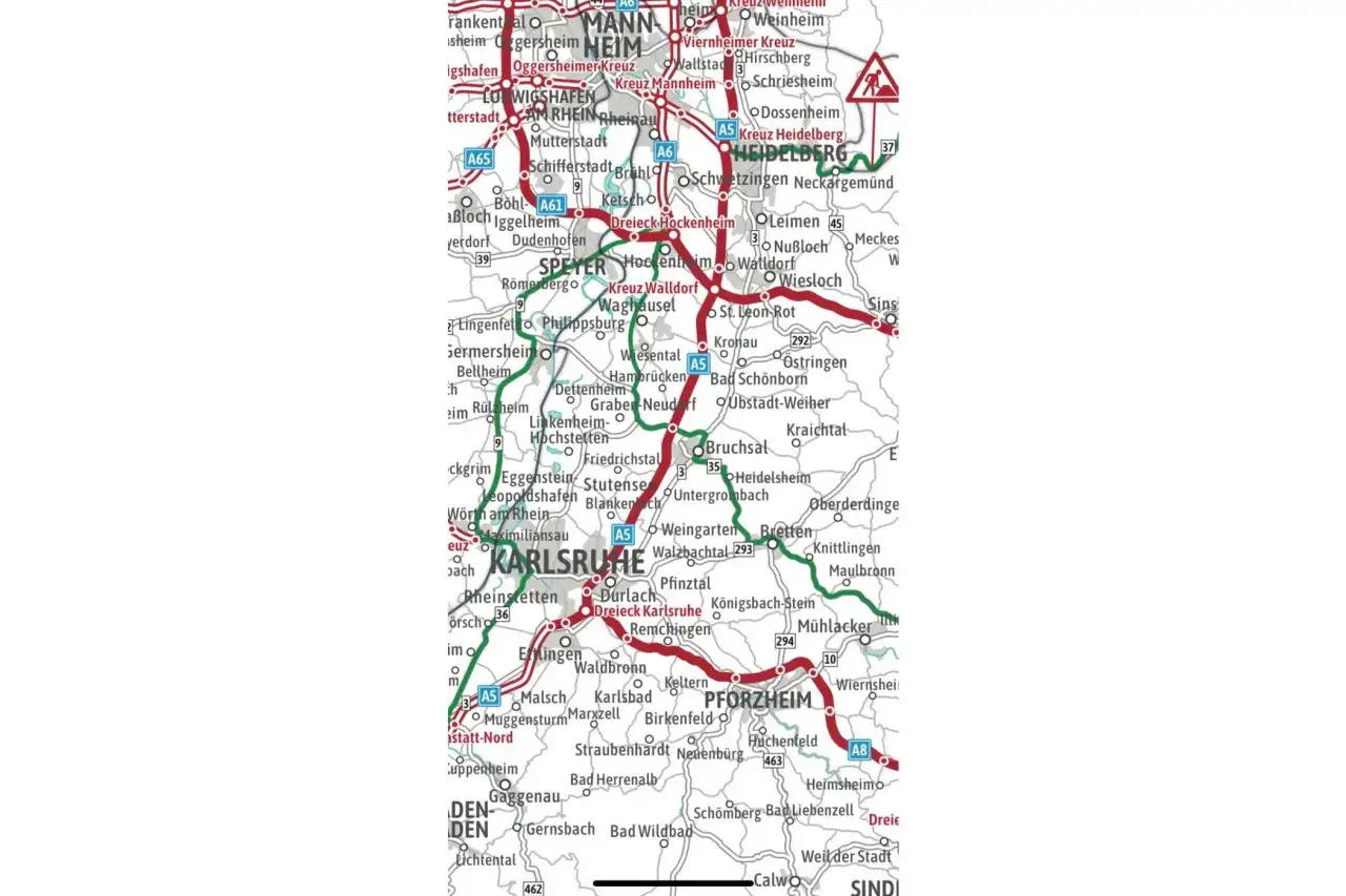 Karte mit Autobahnen und St&auml;dten, die das **Ferienfahrverbot LKW** in Deutschland betrifft.
