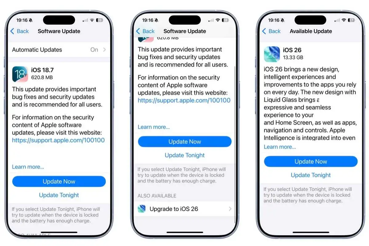 Tre iPhones visar uppdateringssk&auml;rmar. En visar iOS 18.7, en annan en uppdatering med buggfixar, och den tredje erbjuder uppgradering till iOS 26.