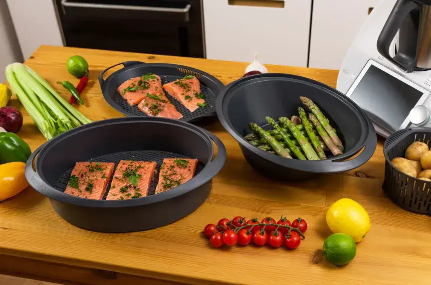 Thermomix gotujący jedzenie