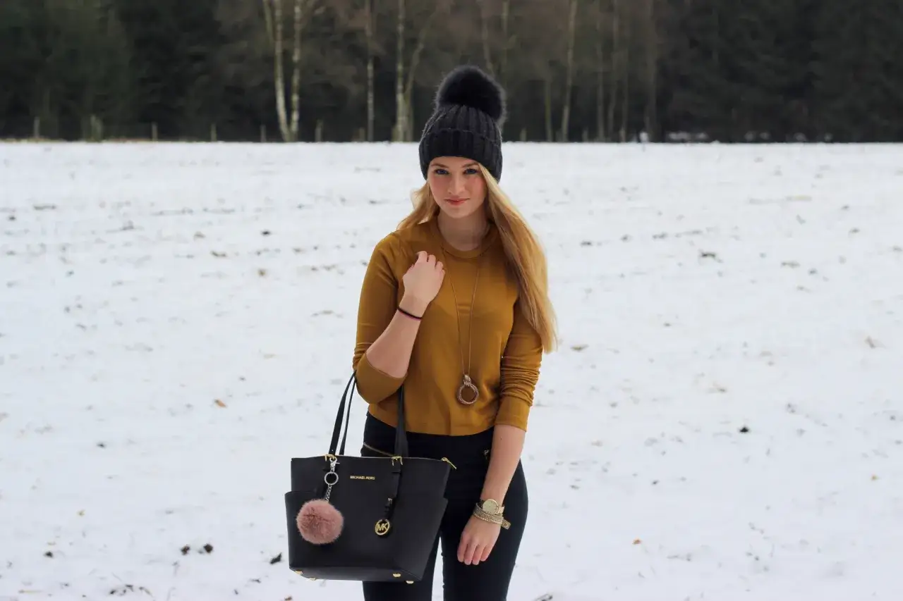 Michael Kors Mütze Styling Outfit