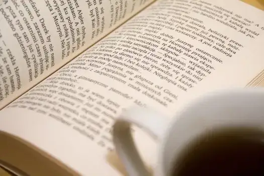Zdjęcie Czy warto czytać książki historyczne? Przekonujące argumenty na tak