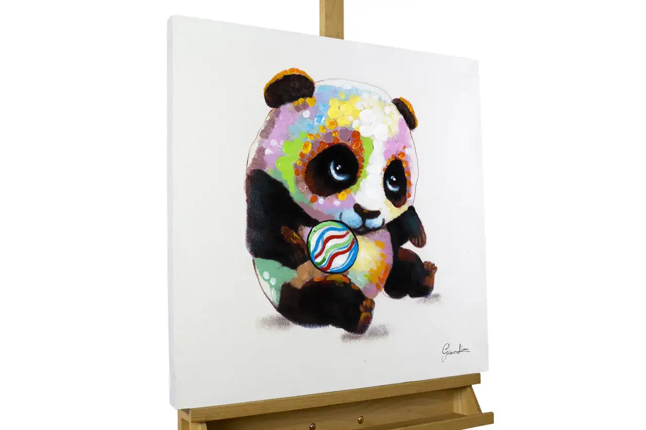 Bunter Panda mit Ball, tolle Acrylfarben Kinder Ideen für ein fröhliches Bild.