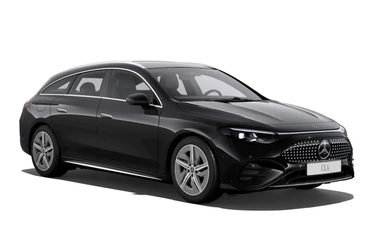 Svart bil, en elegant Mercedes CLA kombi, st&aring;r redo f&ouml;r &auml;ventyr.