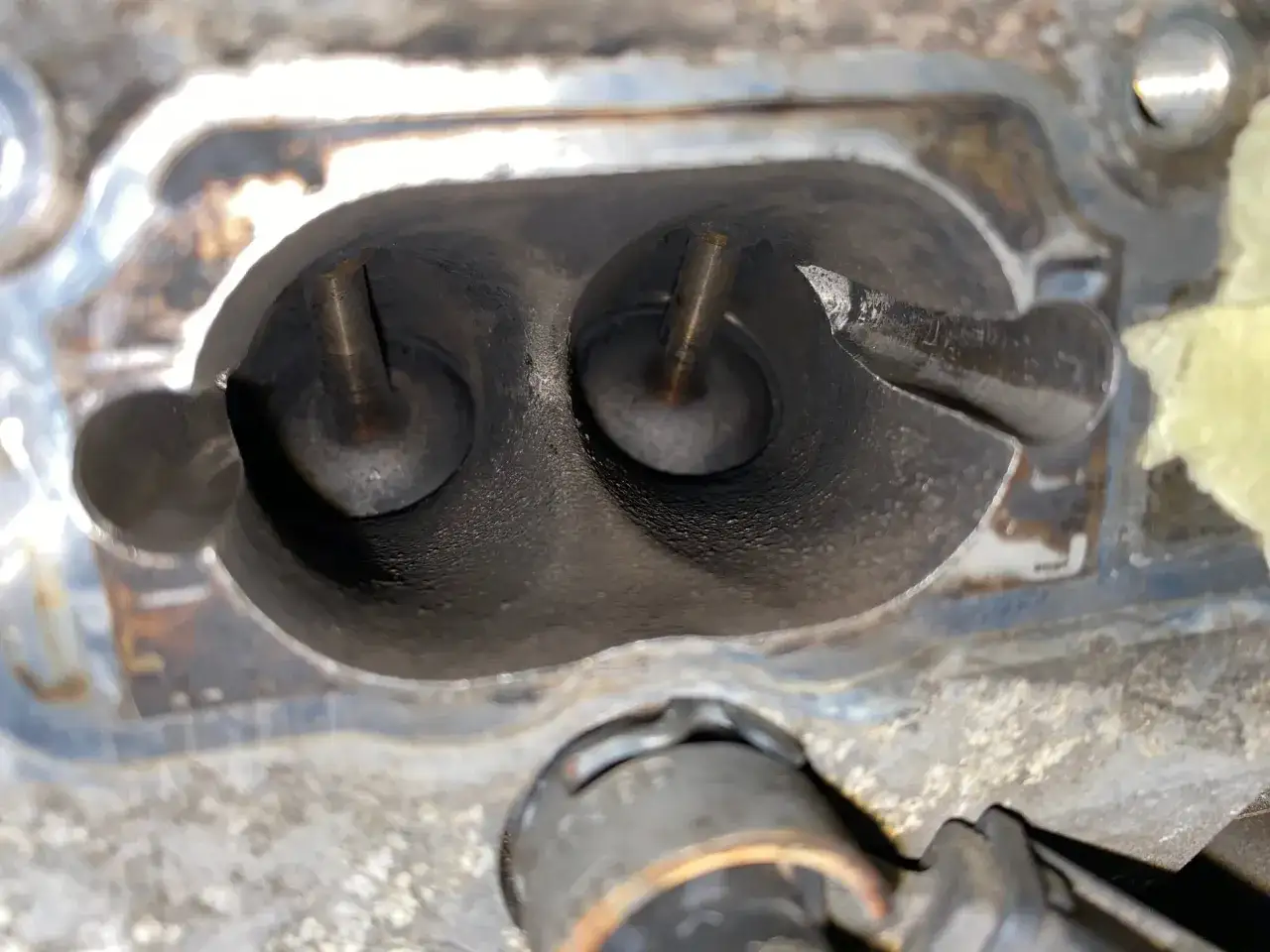 Audi 2.0 TFSI engine carbon buildup
