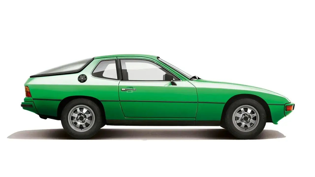 Grön Porsche 80-tal, en klassisk sportbil med tidlös design.