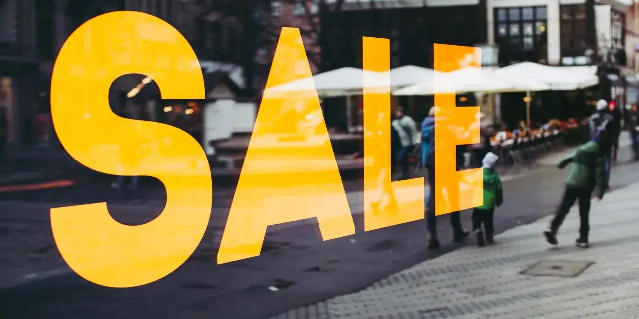 Black Friday wyprzedaże Nowy Jork