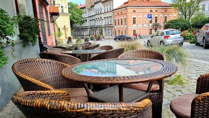 Zdjęcie Gdzie zjeść w Bielsku-Białej? Odkryj najlepsze restauracje i smaki