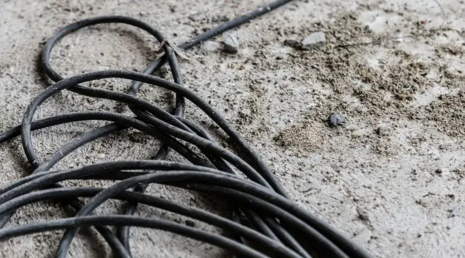 zużyte kable elektryczne elektrośmieci